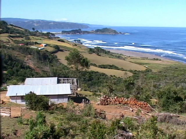 Casa personaje en la costa